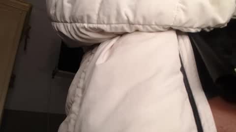 Snapshot of xararouxxx chatting on 11.25.25 S A R A 100K followers online show from 11.25.25