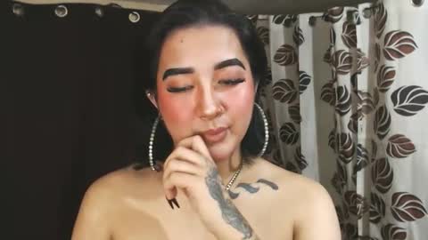 Snapshot of xasianempressx chatting on 01.10.25 Nira NOT INTO CHEAP GUYS online show from 01.10.25