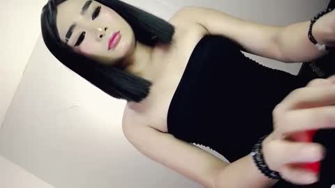 Snapshot of xchinita_kyanggx chatting on 01.08.25 kianna online show from 01.08.25