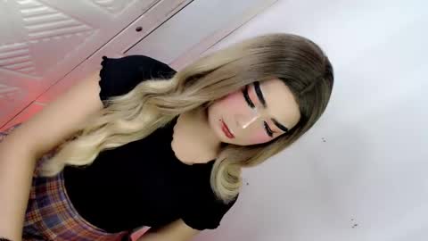 Snapshot of xchinita_kyanggx chatting on 02.27.25 kianna online show from 02.27.25