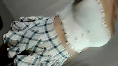 Snapshot of xchinita_kyanggx chatting on 10.12.25 kianna online show from 10.12.25