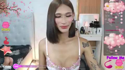 Snapshot of xclassyanisha chatting on 06.18.26 I LOVEE TO TRAVEL AROUND THE WORLD online show from 06.18.26