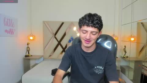 xebastwink online show from 04.17.26