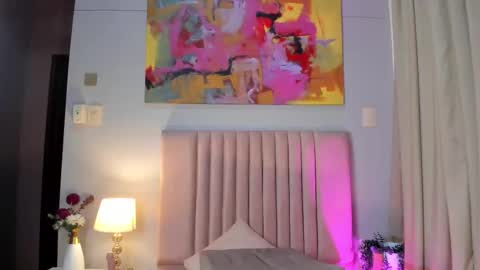 Xena Revelo online show from 02.19.26