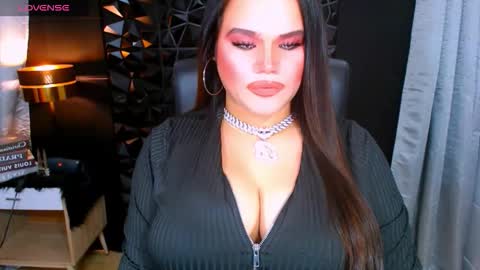 xHUGECOCKTILLCUMX online show from 10.18.25