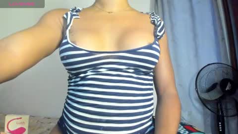 Xia Angel online show from 10.17.25