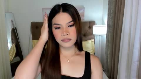 Xia Addison online show from 09.10.25