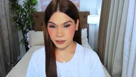 Xia Addison online show from 10.12.25