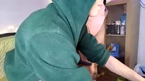 Snapshot of xialexbordeous chatting on 12.29.24 Samara online show from 12.29.24