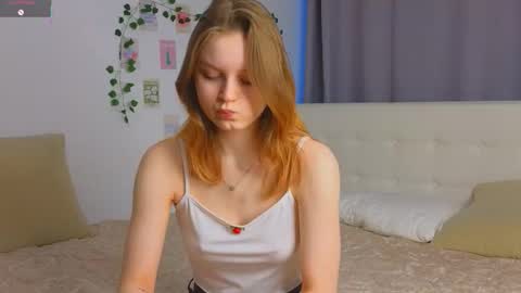 Luna and Lina online show from 11.28.25