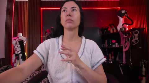 XiaQueen   I M online show from 10.22.25