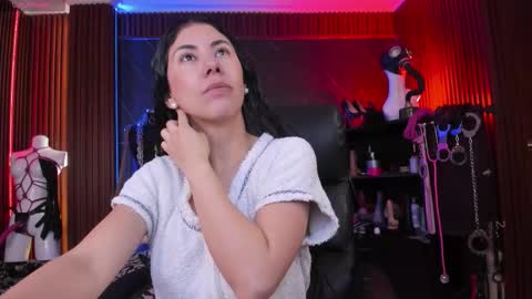 XiaQueen   I M online show from 01.06.26