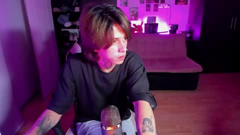 Snapshot of xice_boy chatting on 04.24.26 xIce Boy online show from 04.24.26
