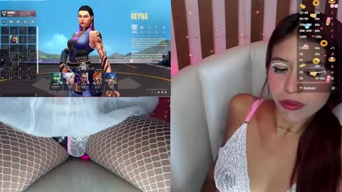 Snapshot of ximenareid chatting on 01.18.25 Ximena online show from 01.18.25