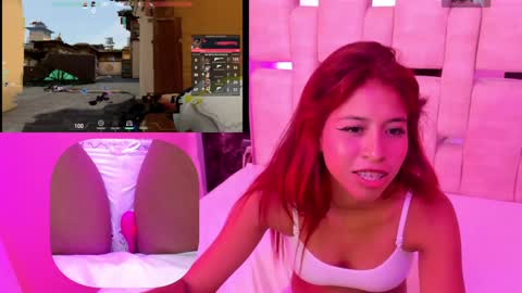 Snapshot of ximenareid chatting on 01.20.25 Ximena online show from 01.20.25