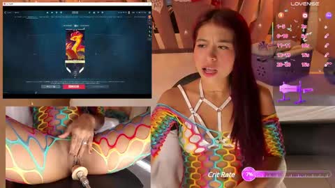 Snapshot of ximenareid chatting on 02.26.25 Ximena online show from 02.26.25