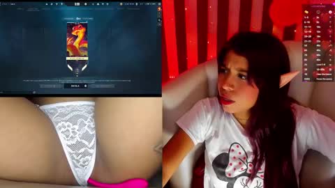 Snapshot of ximenareid chatting on 03.01.25 Ximena online show from 03.01.25