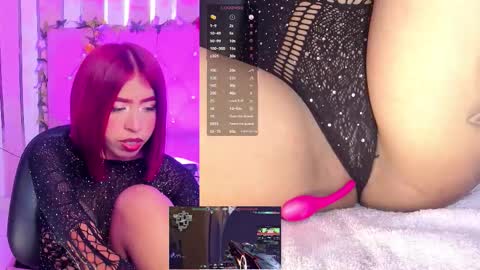 Snapshot of ximenareid chatting on 09.16.25 Ximena online show from 09.16.25