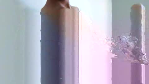 Snapshot of xineeddine chatting on 10.24.25 xineeddine online show from 10.24.25