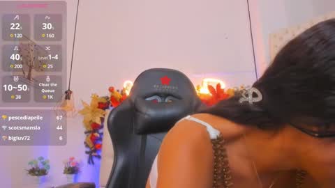 Snapshot of xiomara_cortes chatting on 12.22.24 xiomara_cortes online show from 12.22.24