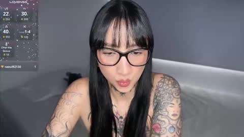 xisisxx online show from 03.17.26