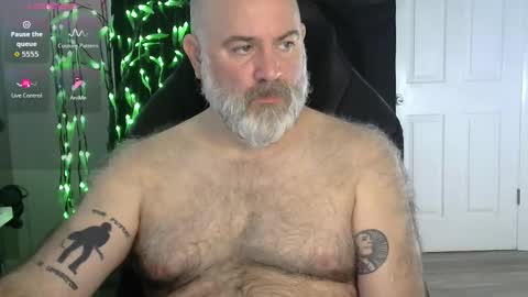 Snapshot of xjohnniex77 chatting on 01.18.26 MrSlowBurn77 online show from 01.18.26