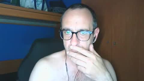 Snapshot of xjosuex69 chatting on 05.18.26 xjosuex69 online show from 05.18.26