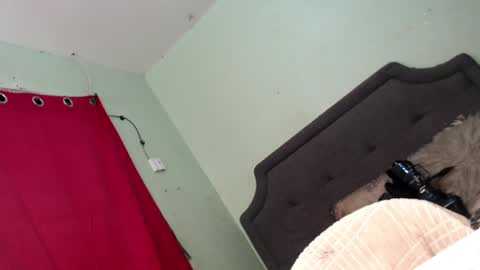 Snapshot of xkaytlyn_whitexx chatting on 03.05.25 Seductive Kaylyn online show from 03.05.25