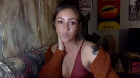 Snapshot of xlacyy chatting on 09.23.25 xLacyy online show from 09.23.25
