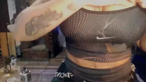 Snapshot of xlisbetx chatting on 02.14.26 xlisbetx online show from 02.14.26