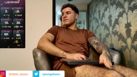 Snapshot of xlittle_xbearx chatting on 12.24.24 Kev online show from 12.24.24
