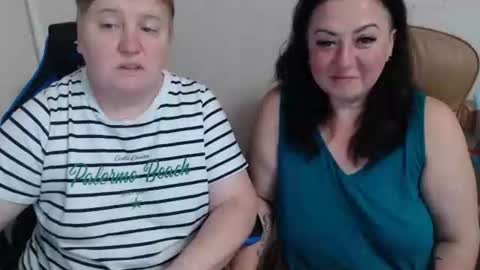 XMollyJaneX online show from 09.17.25