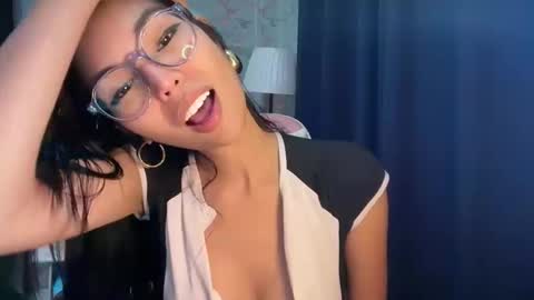 Sweet Monica online show from 11.03.25