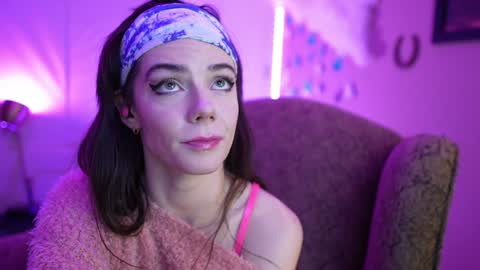 Bella Bondai online show from 01.09.25