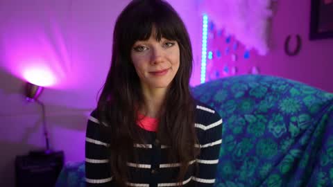 Bella Bondai online show from 02.26.25