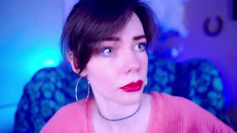 Bella Bondai online show from 12.02.25