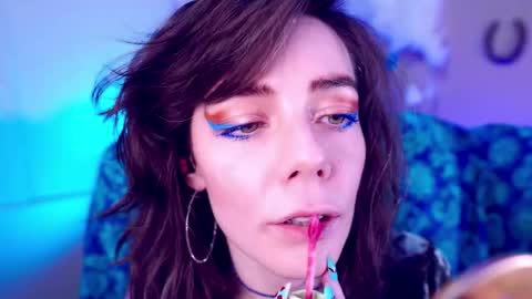 Bella Bondai online show from 01.18.26