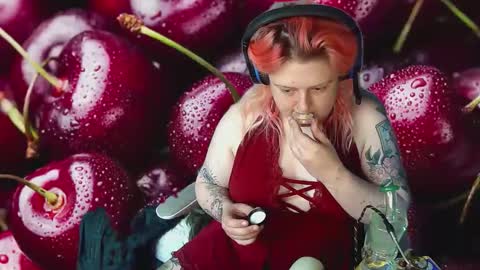 Cherry on Top online show from 02.18.26