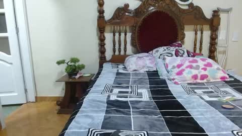 Perla Jackson online show from 12.10.24