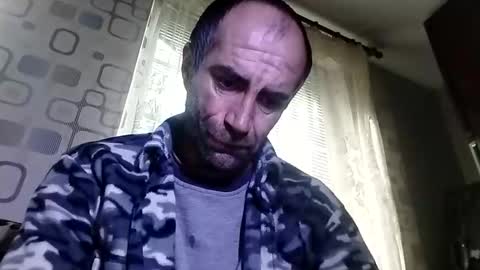 xploid1982 online show from 10.21.25