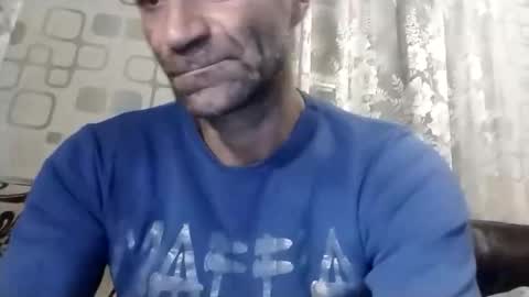 xploid1982 online show from 11.15.25