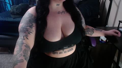 xorileyschembri online show from 02.08.25