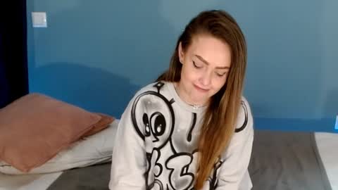 Snapshot of xsexycouples chatting on 01.14.25 AnnaMaee online show from 01.14.25