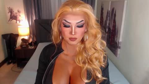 Cattaleya online show from 03.12.25