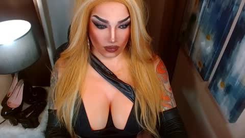 Cattaleya online show from 12.02.25