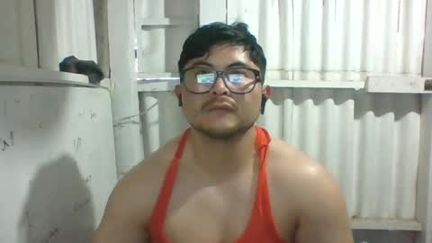 Snapshot of xstudiobog_90 chatting on 01.04.25 xstudiobog_90 online show from 01.04.25