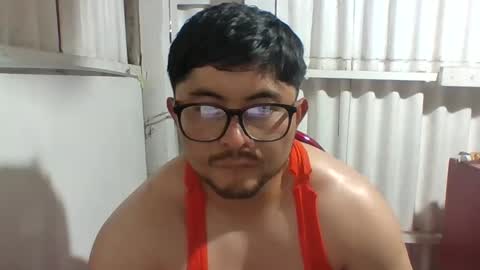 Snapshot of xstudiobog_90 chatting on 11.07.25 xstudiobog_90 online show from 11.07.25