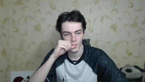 traqqq online show from 12.21.25