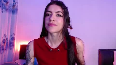 Snapshot of xx_johnson_xx chatting on 09.13.25 VALE online show from 09.13.25