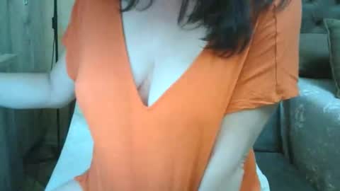 HotMomAlex online show from 05.24.26